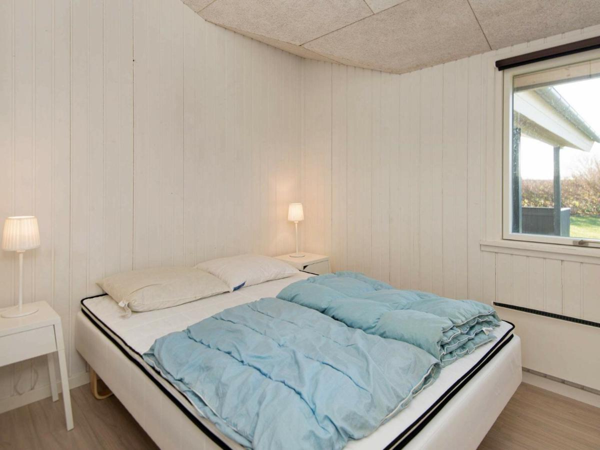 8 Person Holiday Home In B Rkop Egeskov  エクステリア 写真