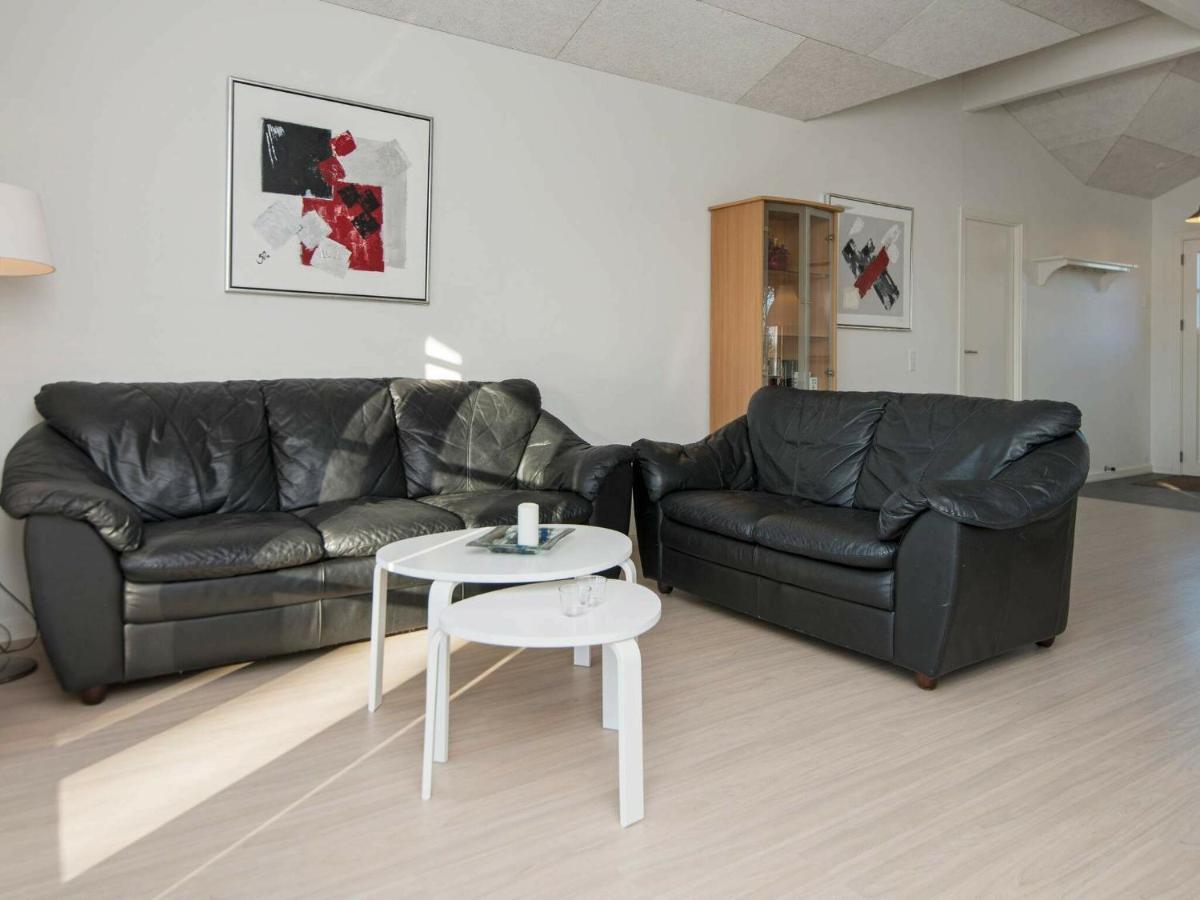 8 Person Holiday Home In B Rkop Egeskov  エクステリア 写真
